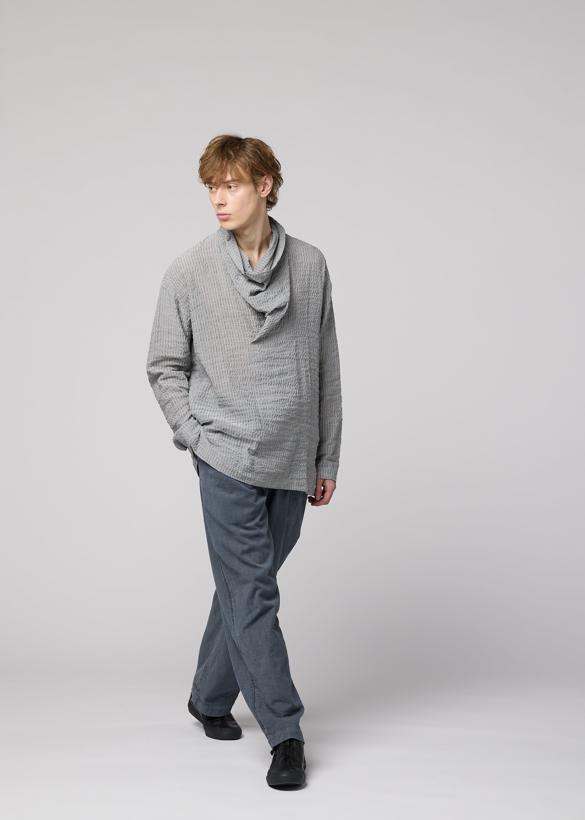 STRIPE LINEN SHRINK、メンズ_トップス_シャツ、着用画像4