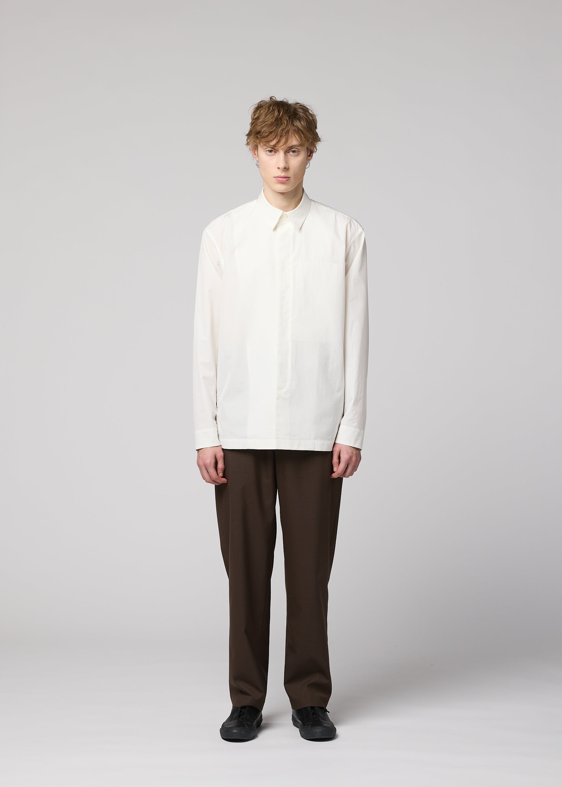 140/2 SHIRT、メンズ_トップス_シャツ、着用画像1