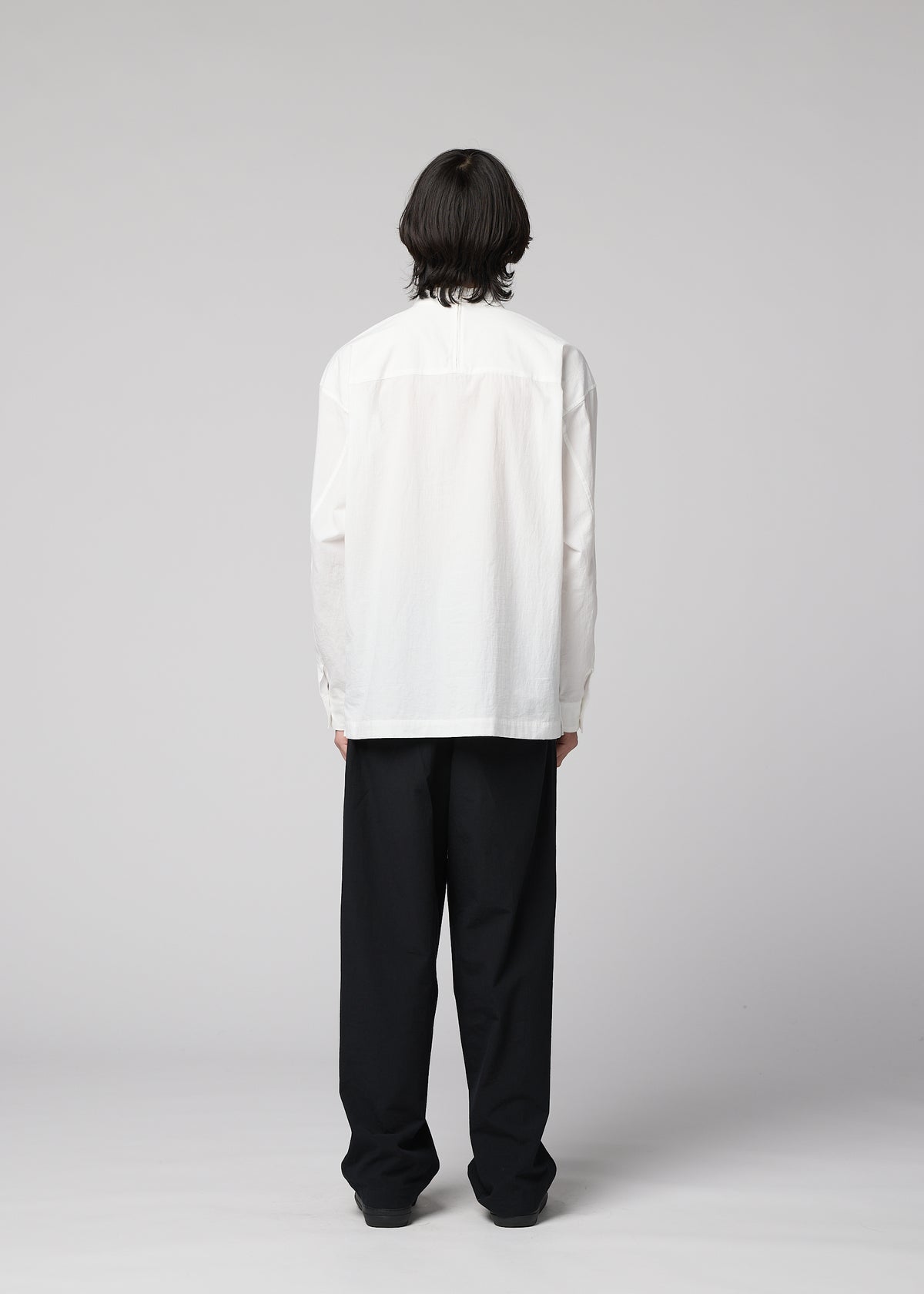 WHITE SHIRT、メンズ_トップス_シャツ、着用画像3