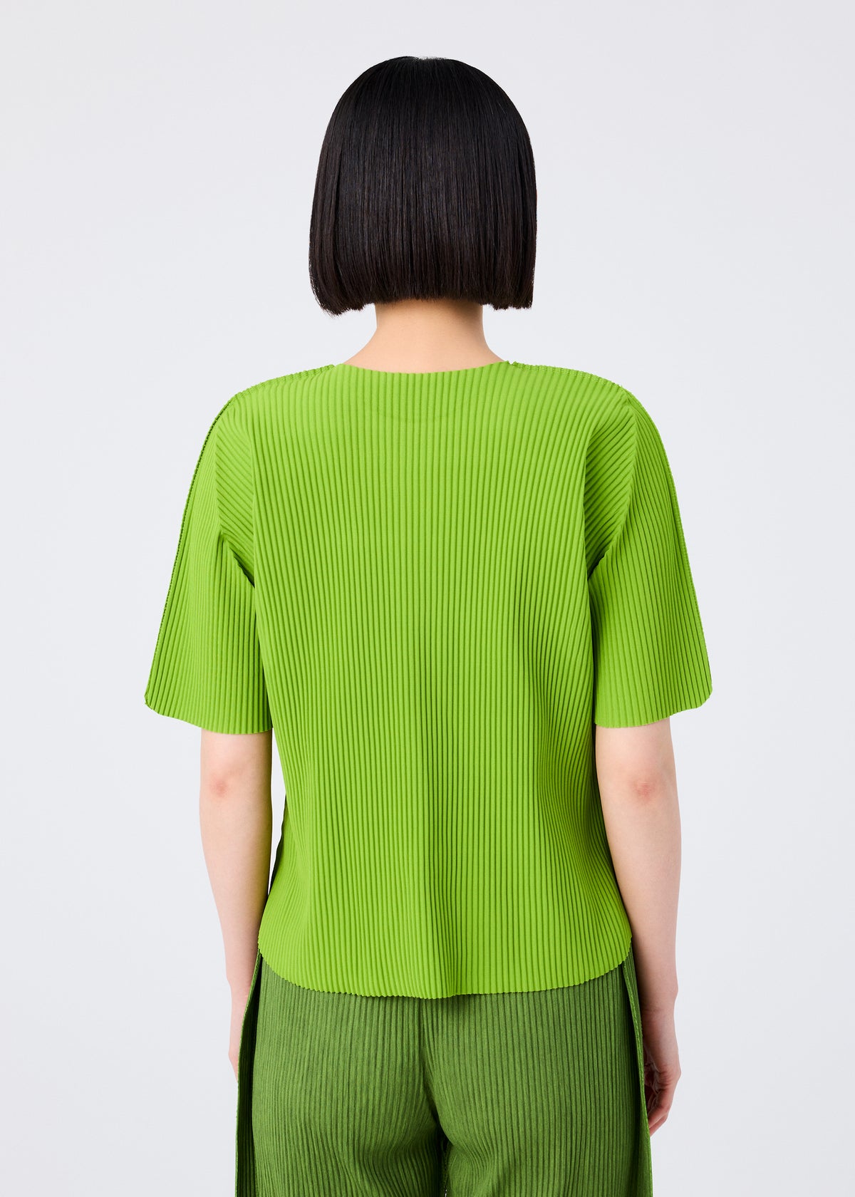 ROUND PLEATS、ウィメンズ_トップス_トップ、着用画像2