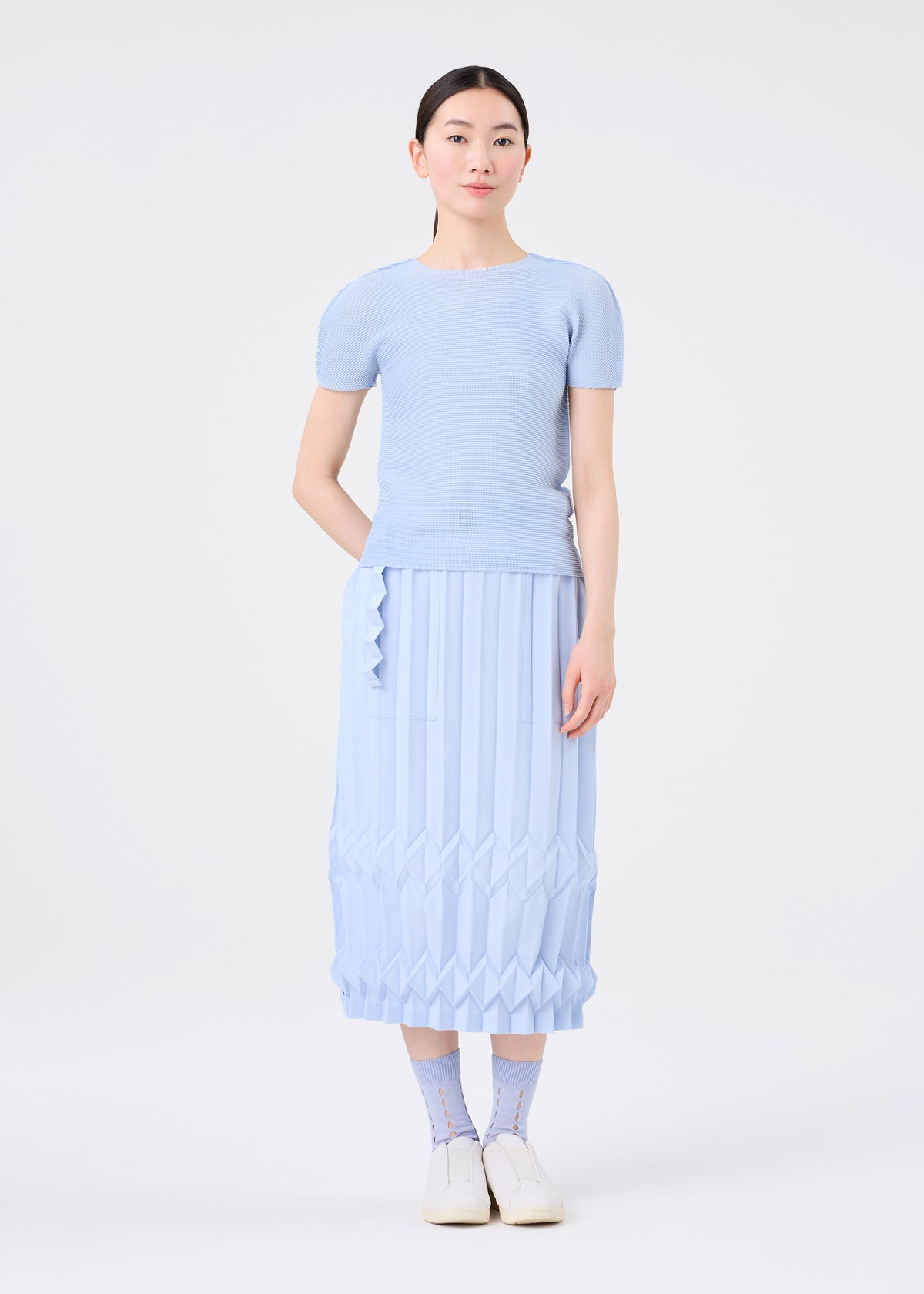 TREE PLEATS、ウィメンズ_スカート、着用画像1