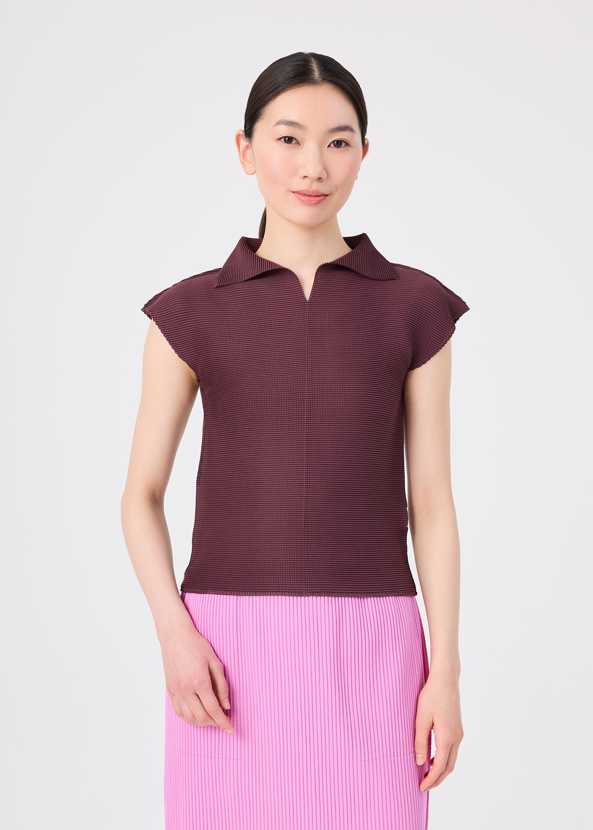 STRETCH PLEATS 2、ウィメンズ_トップス_トップ、着用画像1