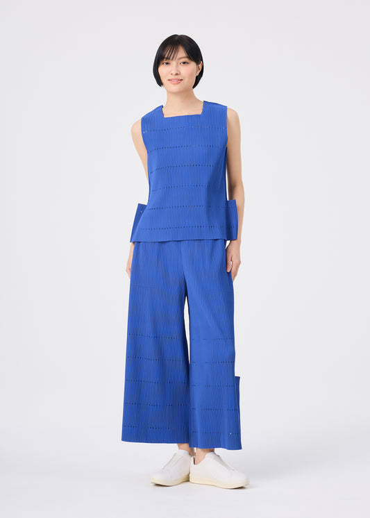 FINE KNIT PLEATS BOTTOM 1、ウィメンズ_パンツ、着用画像1