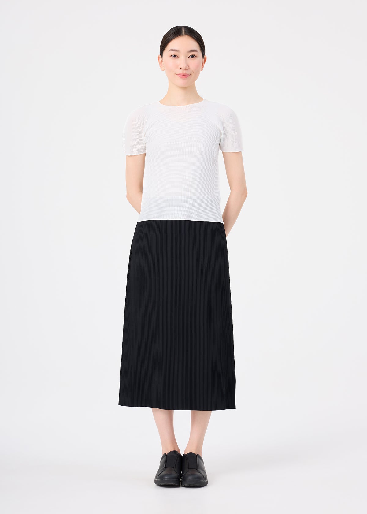 FINE KNIT PLEATS、ウィメンズ_スカート、着用画像1