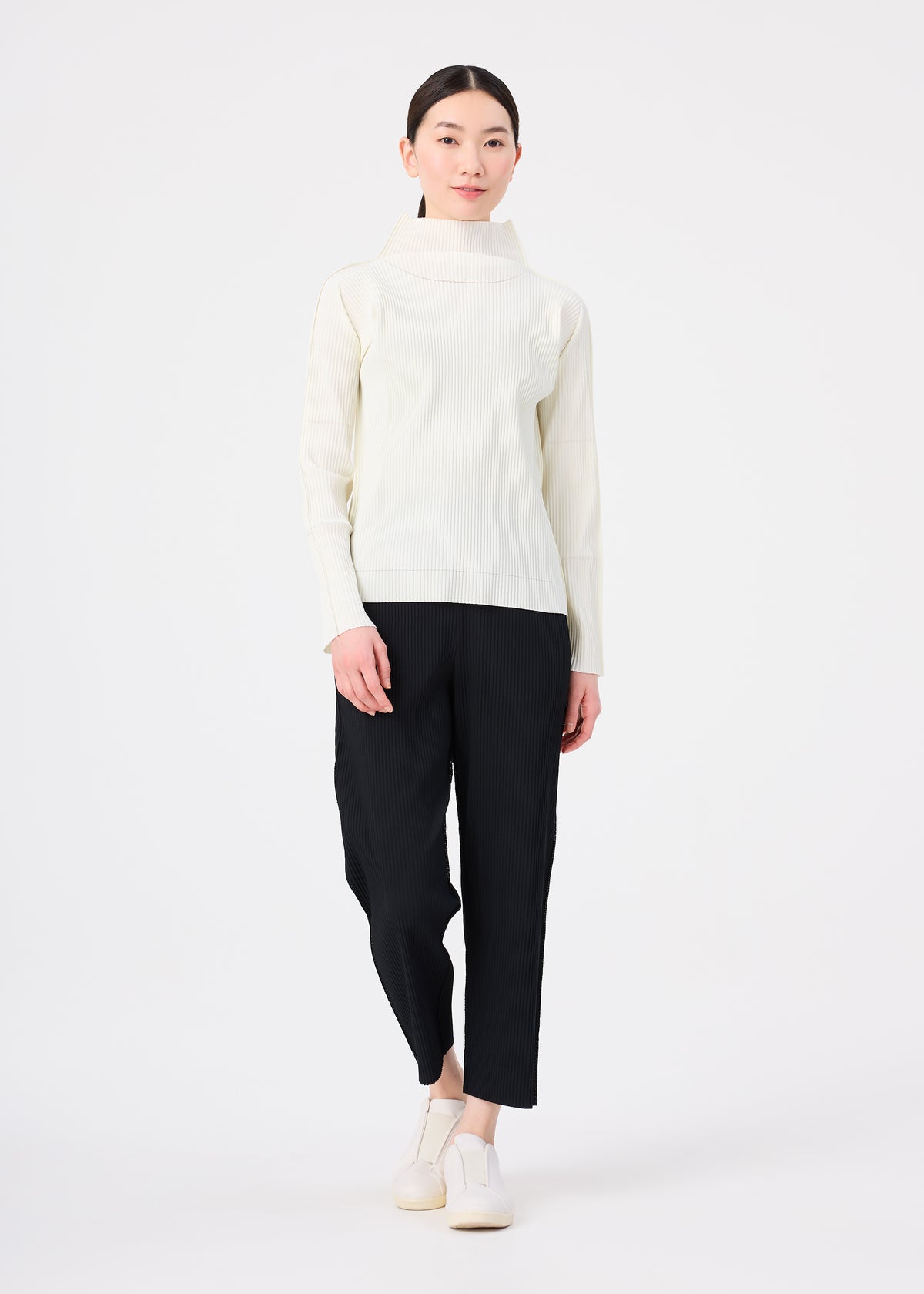 FINE KNIT PLEATS、ウィメンズ_トップス_トップ、着用画像3