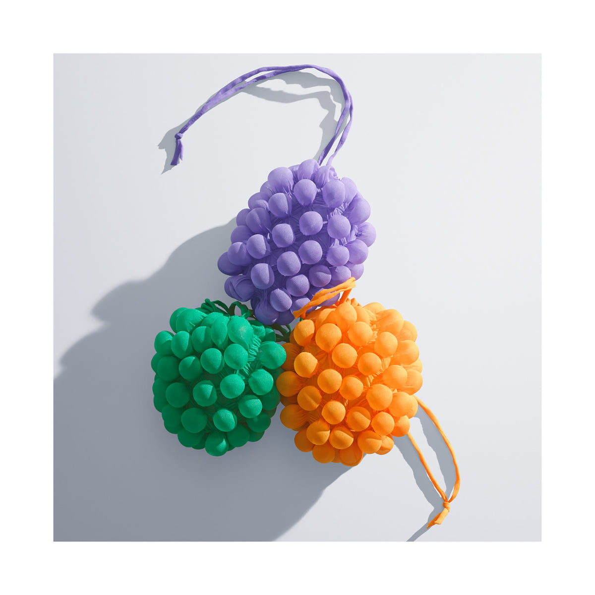 FRUITS POUCH