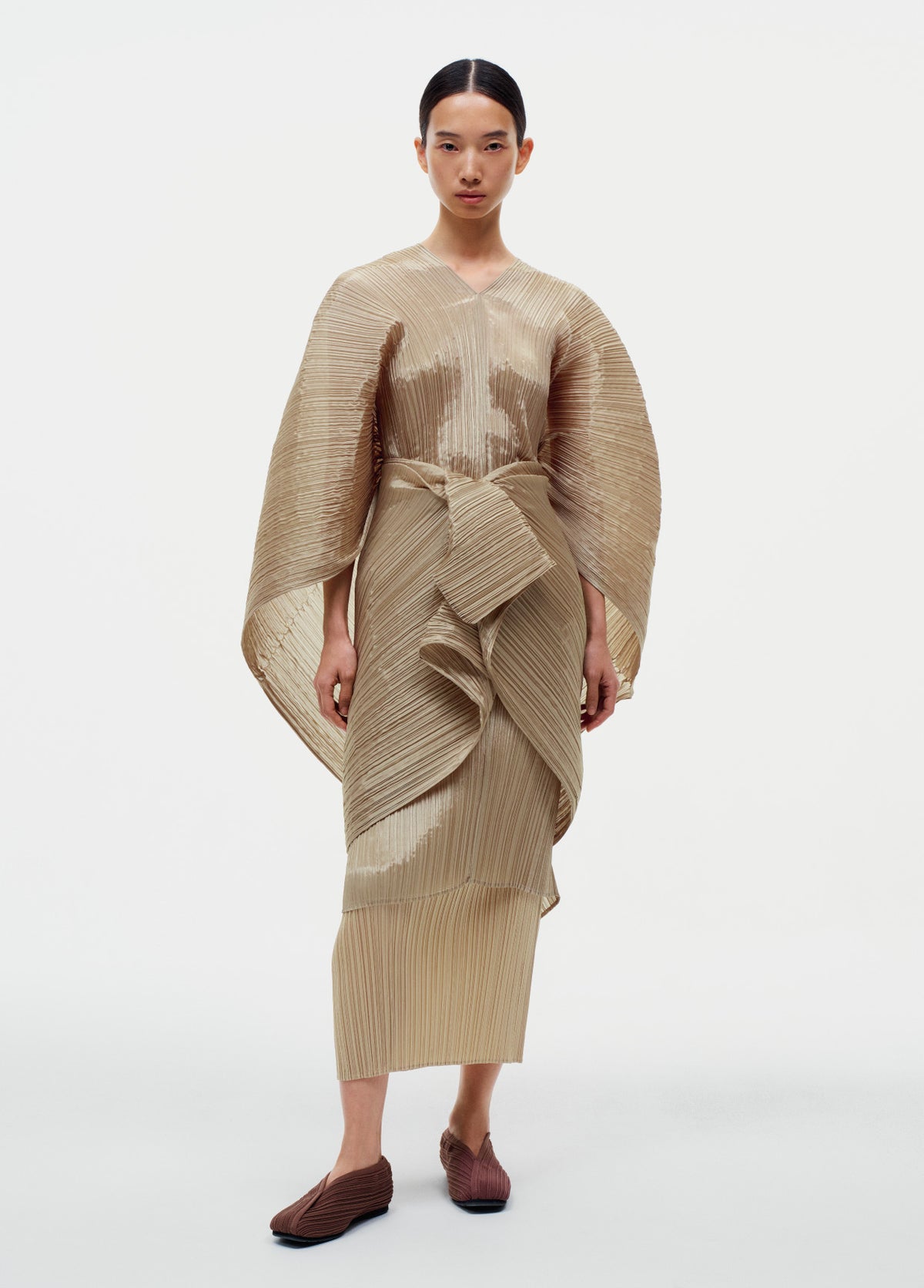PLEATS PLEASE ISSEY MIYAKE LOOK 37