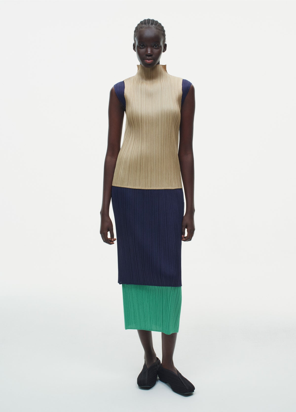 PLEATS PLEASE ISSEY MIYAKE LOOK 38