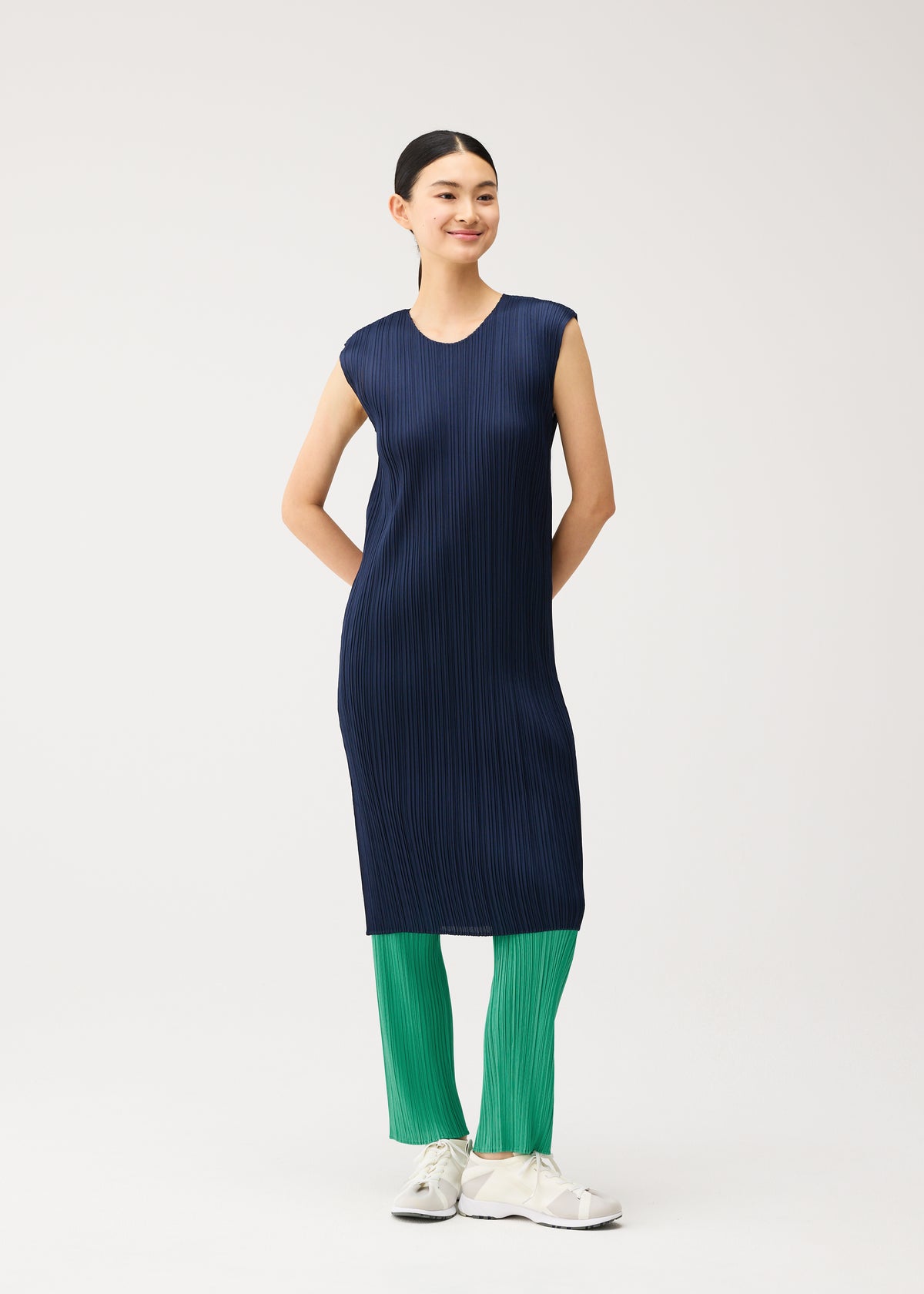 NEW COLORFUL BASICS 5、ウィメンズ_ワンピース、着用画像4