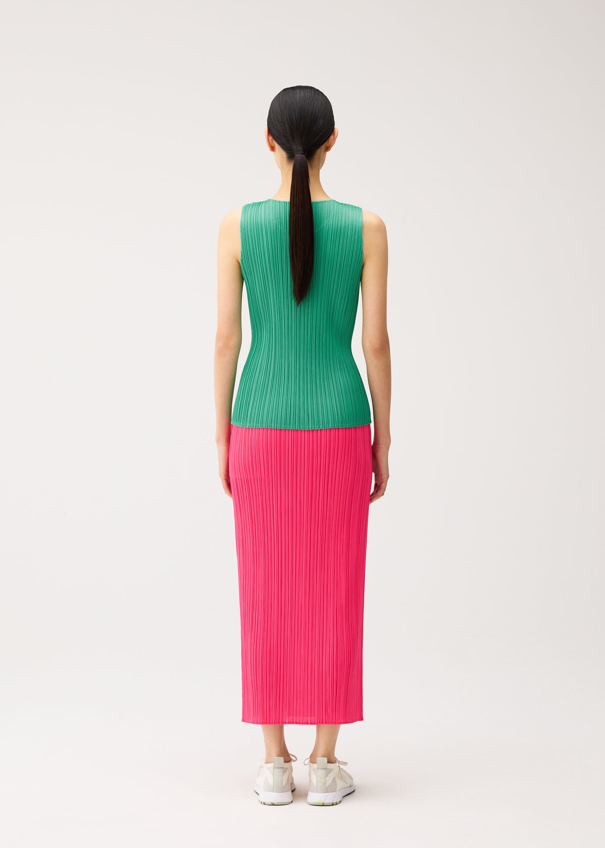 NEW COLORFUL BASICS 5、ウィメンズ_トップス_トップ、着用画像3