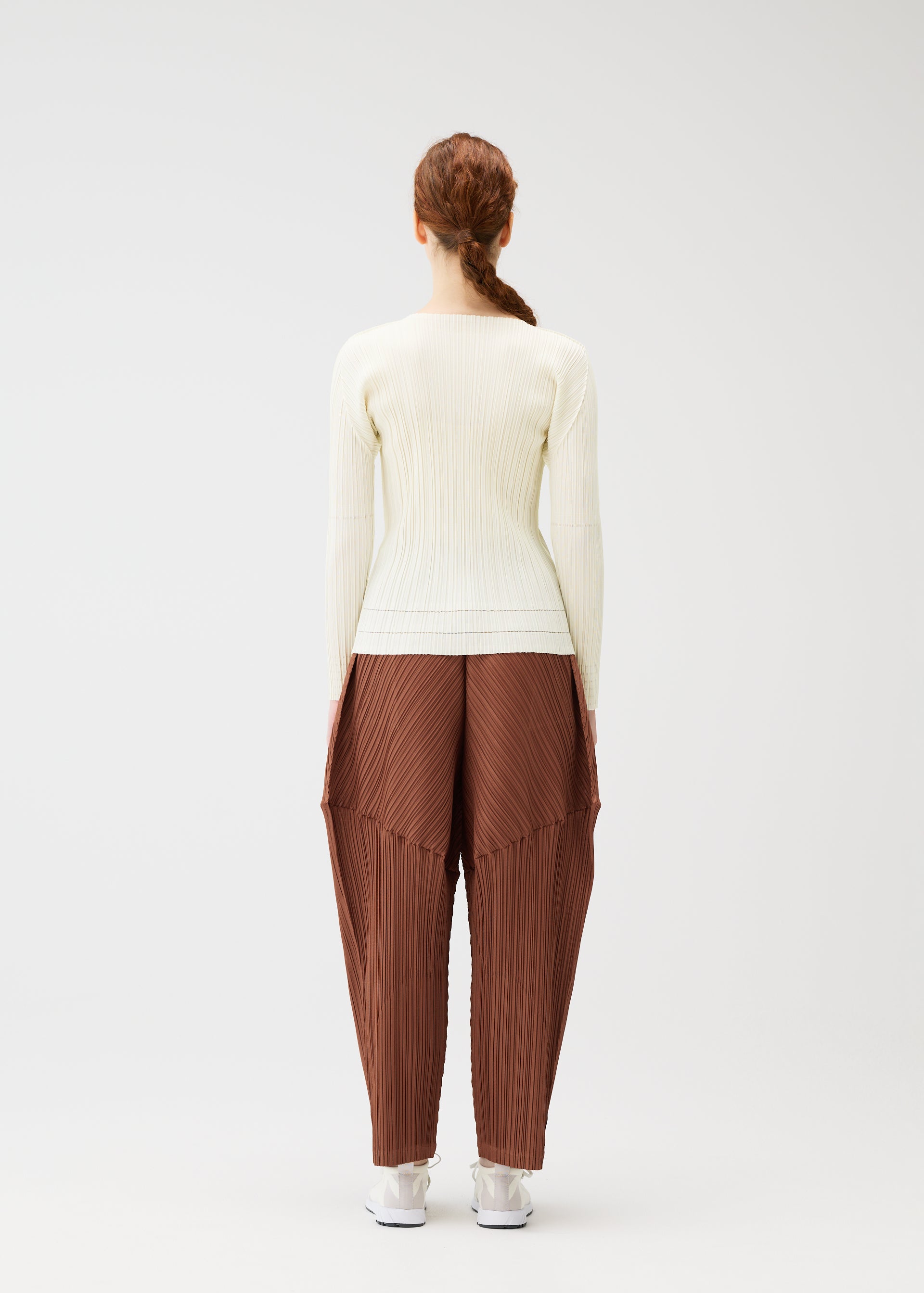 SOFT PLEATS、ウィメンズ_トップス_トップ、着用画像3