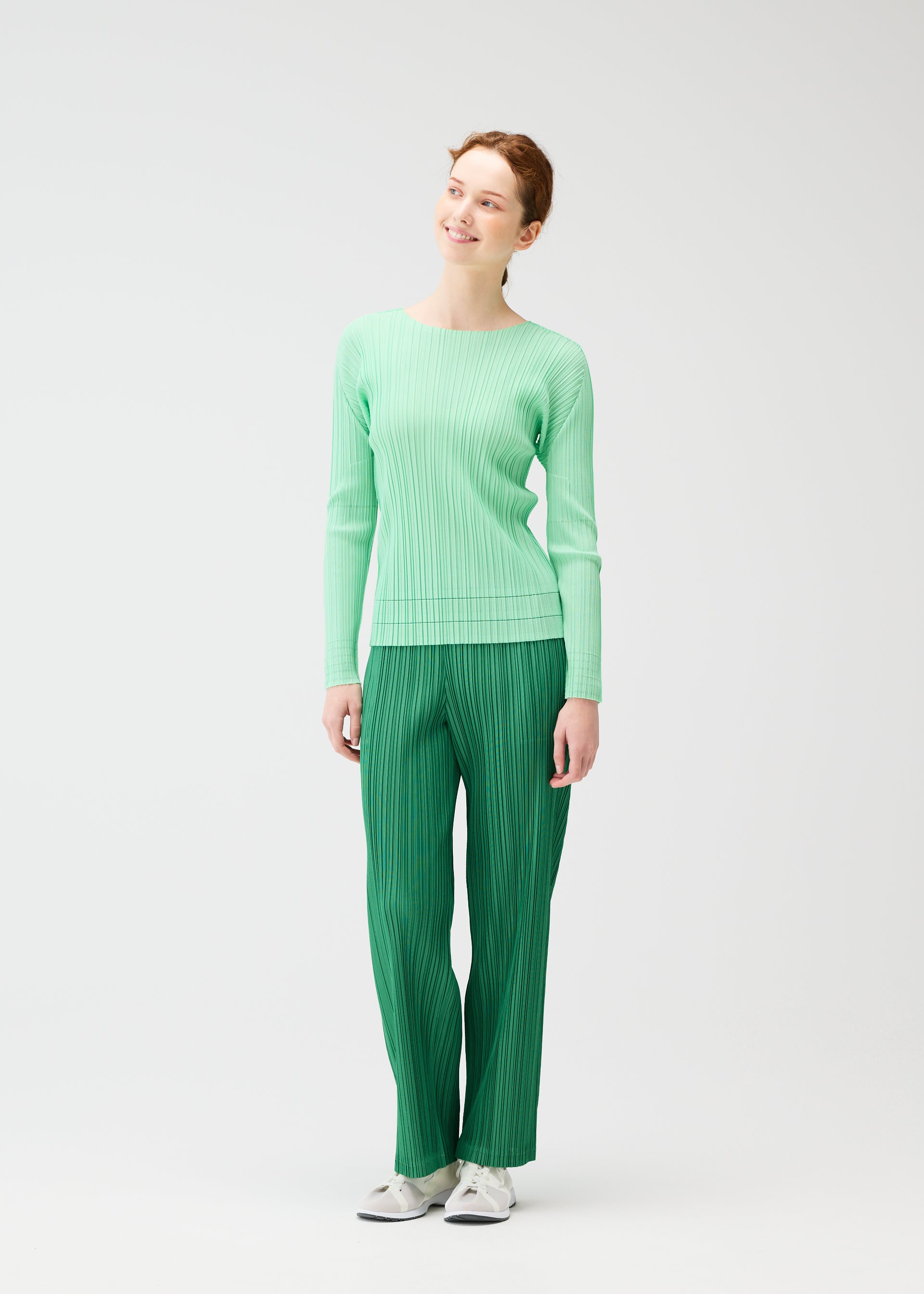 SOFT PLEATS、ウィメンズ_トップス_トップ、着用画像4