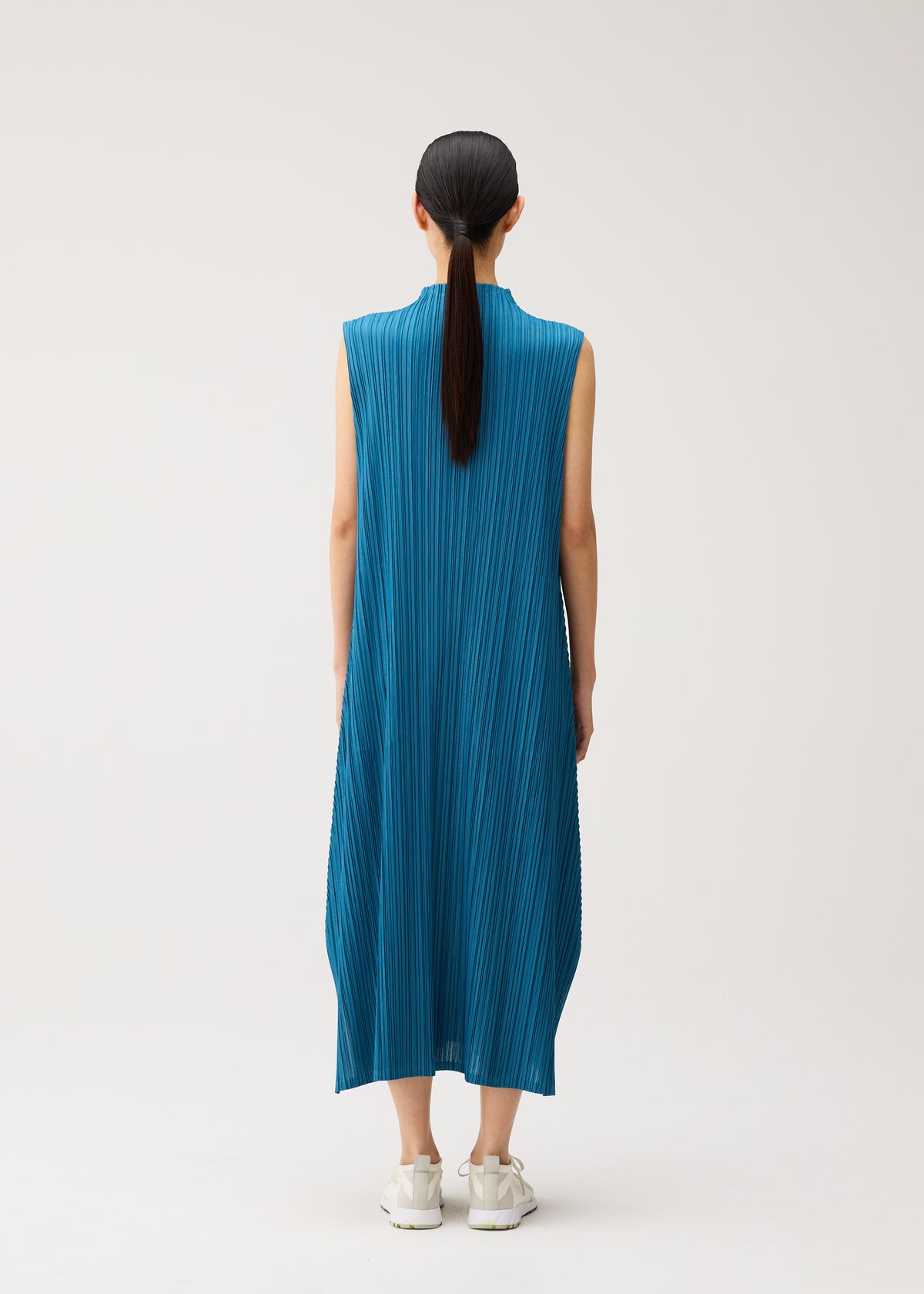 MELLOW PLEATS、ウィメンズ_ワンピース、着用画像3