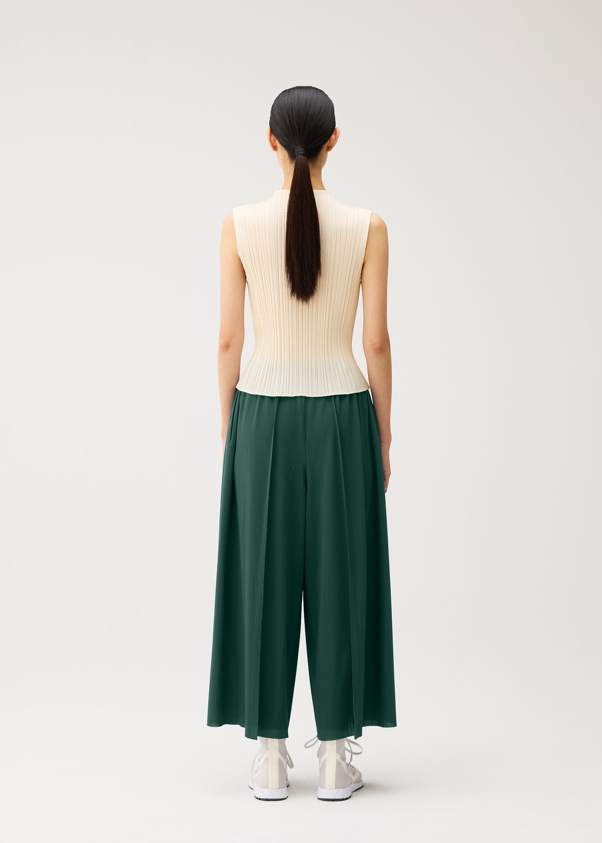 A-POC BOTTOMS、ウィメンズ_パンツ、着用画像3
