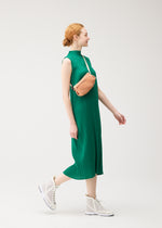 BIAS PLEATS WAIST BAG、バッグ&財布、着用画像1